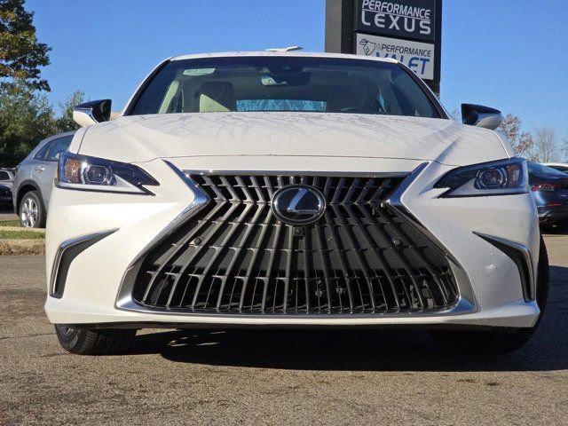 used 2024 Lexus ES 300h car, priced at $48,994