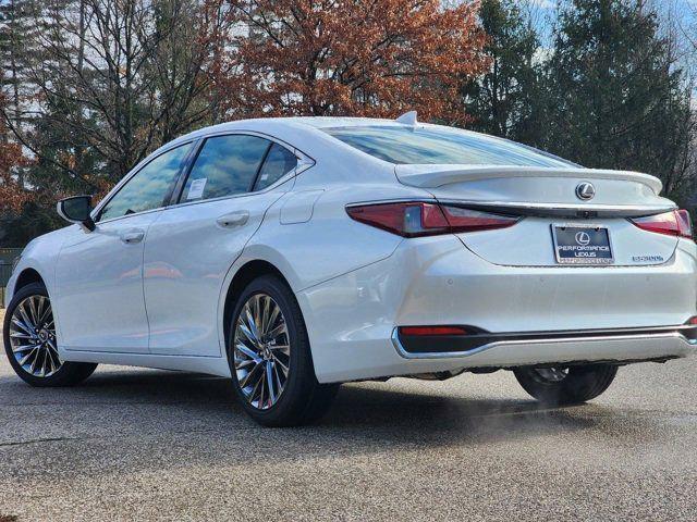 new 2025 Lexus ES 300h car, priced at $54,316