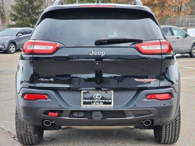 used 2018 Jeep Cherokee car, priced at $15,400