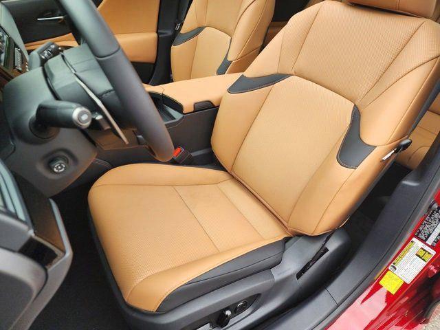new 2025 Lexus ES 300h car, priced at $50,478