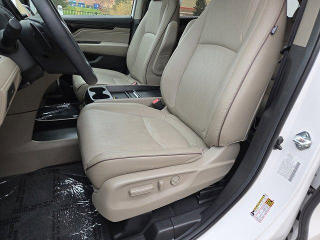 used 2024 Honda Odyssey car, priced at $45,500