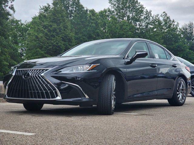 new 2025 Lexus ES 300h car, priced at $51,497
