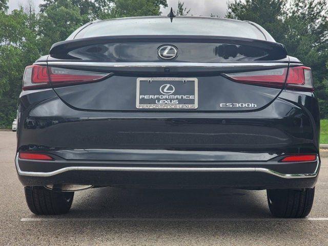 new 2025 Lexus ES 300h car, priced at $51,497