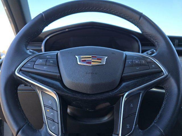 used 2021 Cadillac XT5 car, priced at $30,100