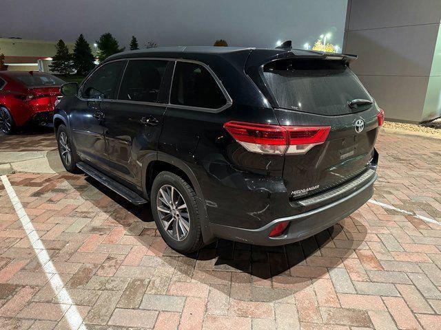 used 2018 Toyota Highlander car, priced at $21,300