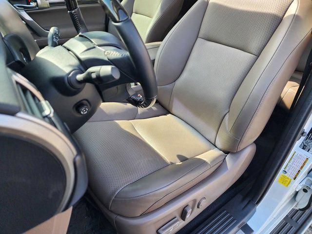 used 2023 Lexus GX 460 car, priced at $66,400