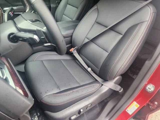 used 2025 Chevrolet Traverse car, priced at $50,100