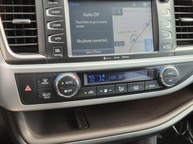 used 2019 Toyota Highlander car, priced at $27,400