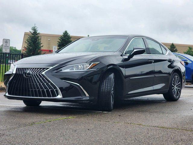 used 2022 Lexus ES 250 car, priced at $32,700