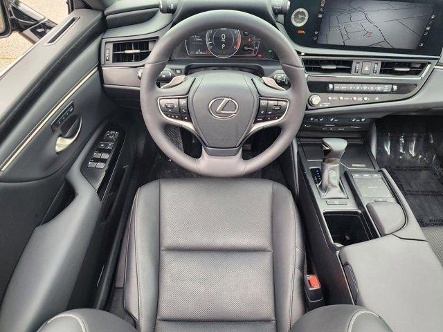 used 2022 Lexus ES 250 car, priced at $32,700