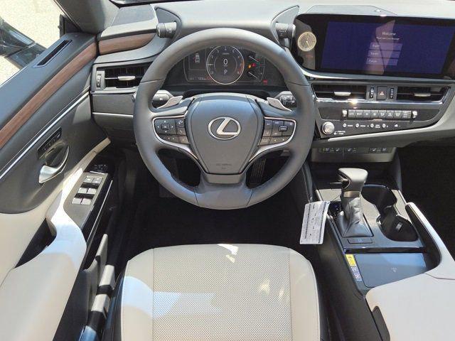new 2025 Lexus ES 350 car, priced at $46,783