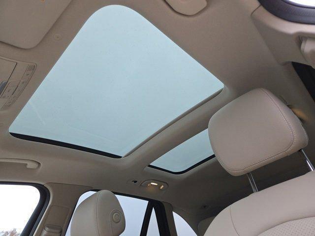 used 2020 Mercedes-Benz GLC 300 car, priced at $26,200