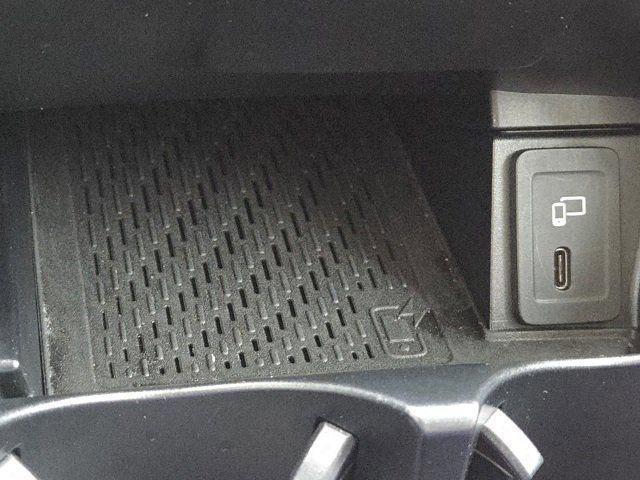 used 2020 Mercedes-Benz GLC 300 car, priced at $26,200