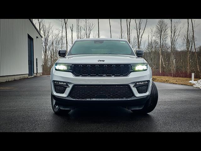 new 2024 Jeep Grand Cherokee car, priced at $46,649