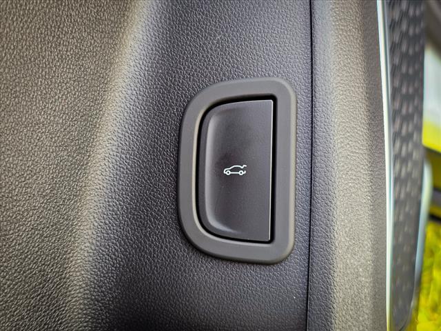 new 2025 Buick Enclave car, priced at $51,604