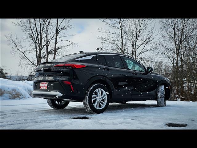 new 2025 Buick Envista car, priced at $25,290