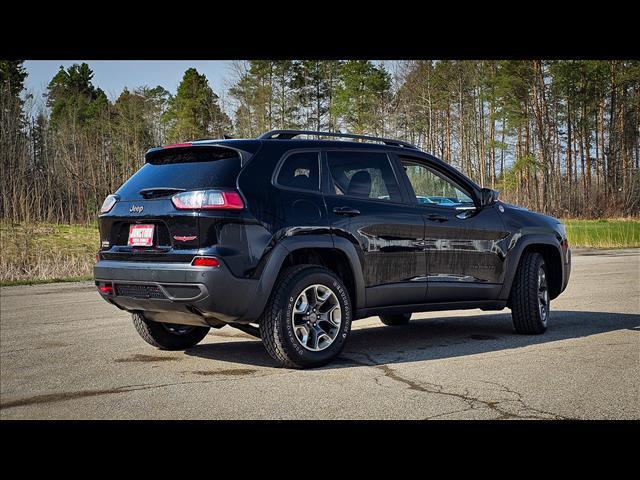 used 2019 Jeep Cherokee car, priced at $17,900