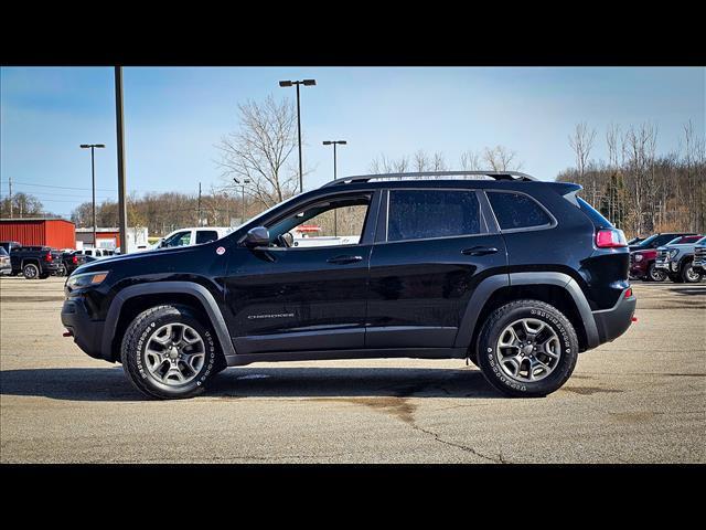 used 2019 Jeep Cherokee car, priced at $17,900