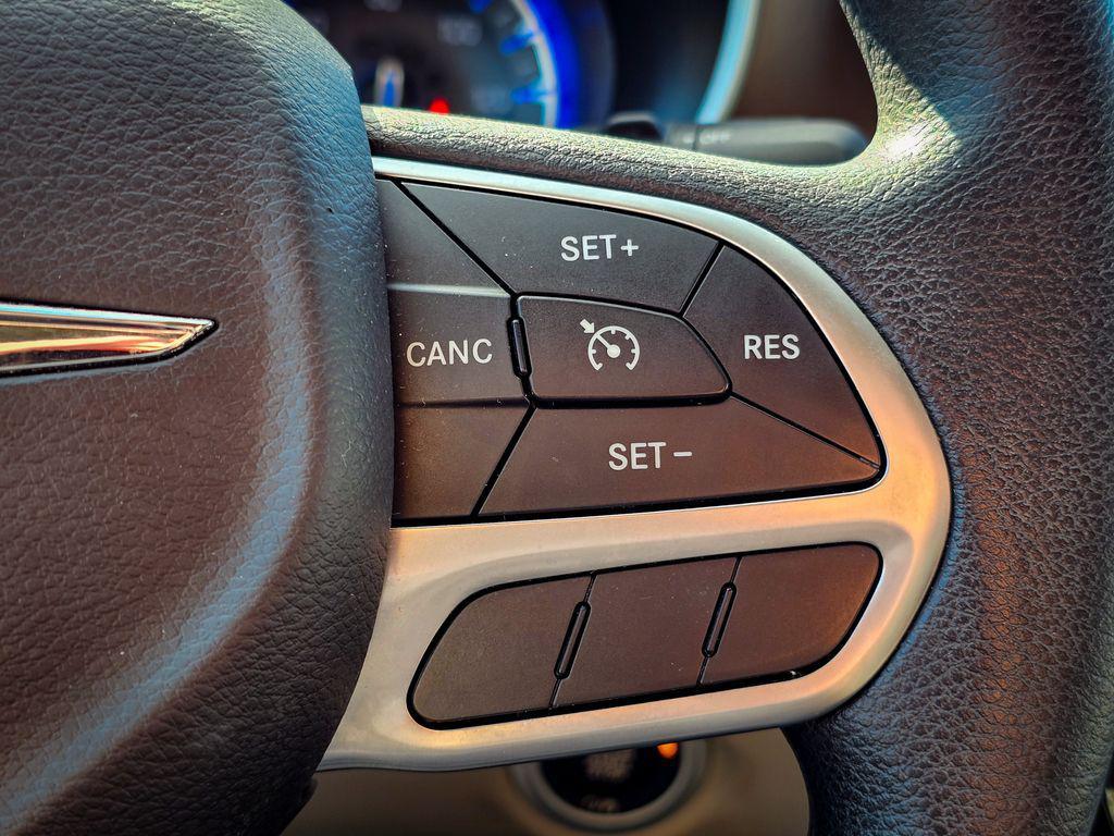 used 2017 Chrysler Pacifica car, priced at $13,500