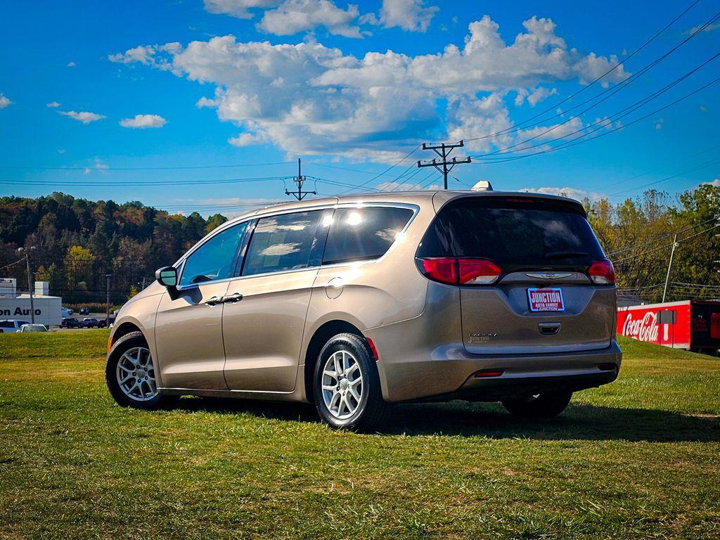 used 2017 Chrysler Pacifica car, priced at $13,500
