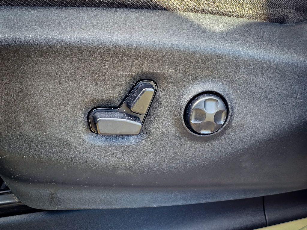 used 2017 Chrysler Pacifica car, priced at $13,500