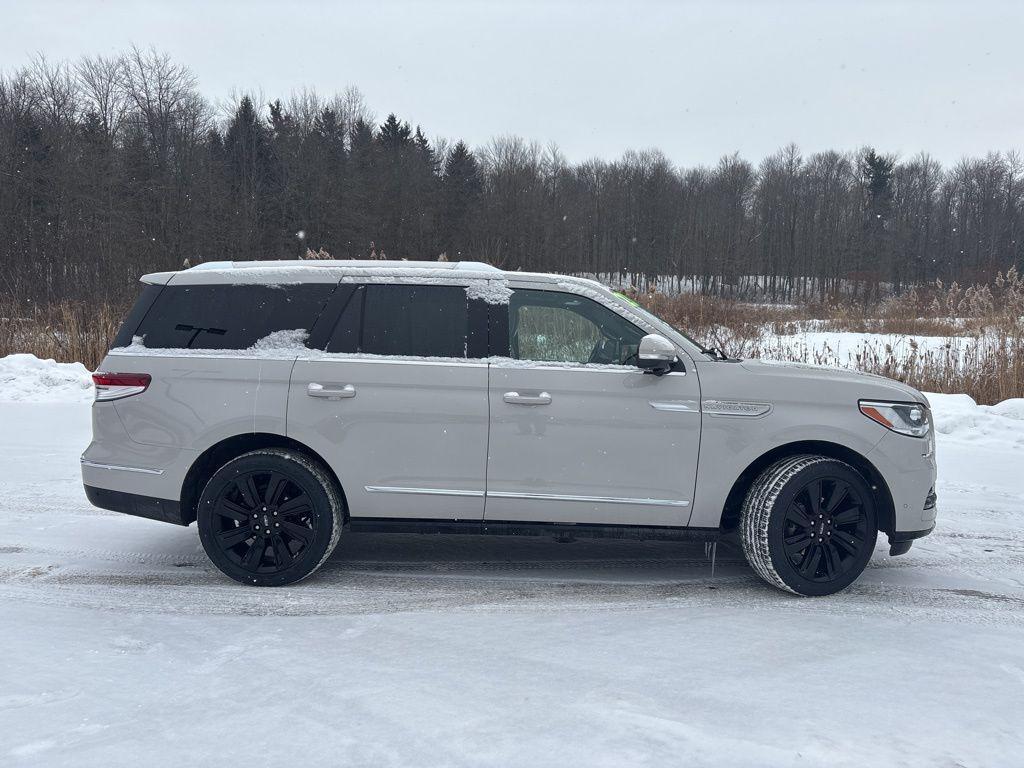 used 2023 Lincoln Navigator car, priced at $61,900