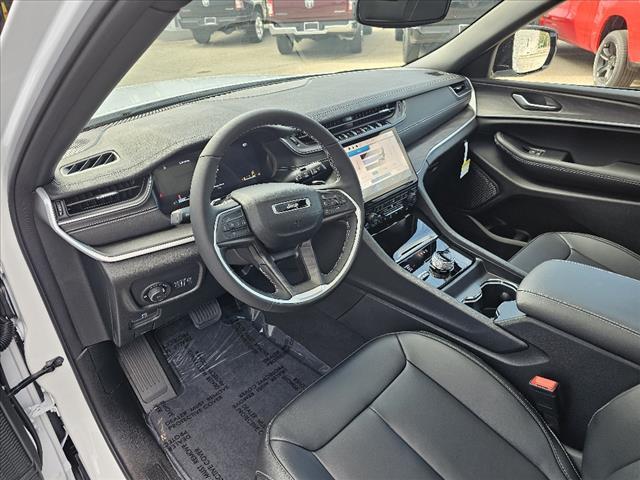 new 2024 Jeep Grand Cherokee L car, priced at $53,233