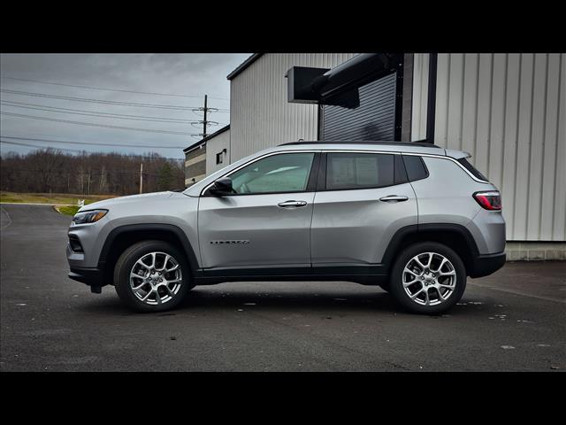 used 2022 Jeep Compass car, priced at $23,900