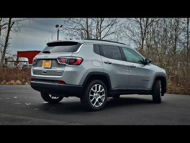 used 2022 Jeep Compass car, priced at $23,900