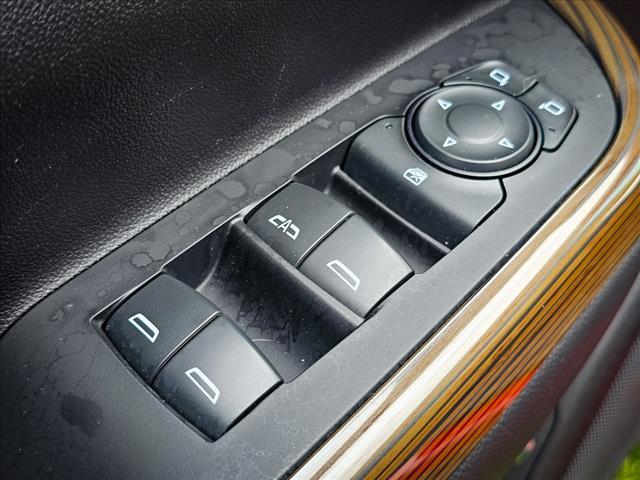 used 2023 GMC Acadia car, priced at $26,900