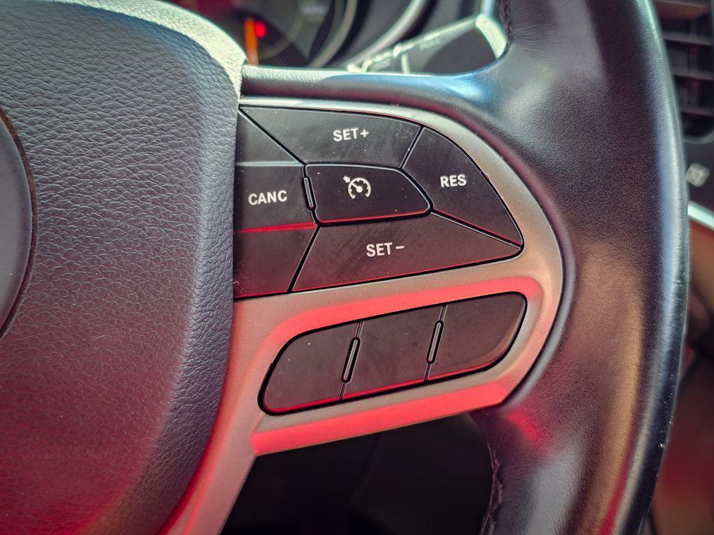 used 2019 Jeep Cherokee car, priced at $13,900