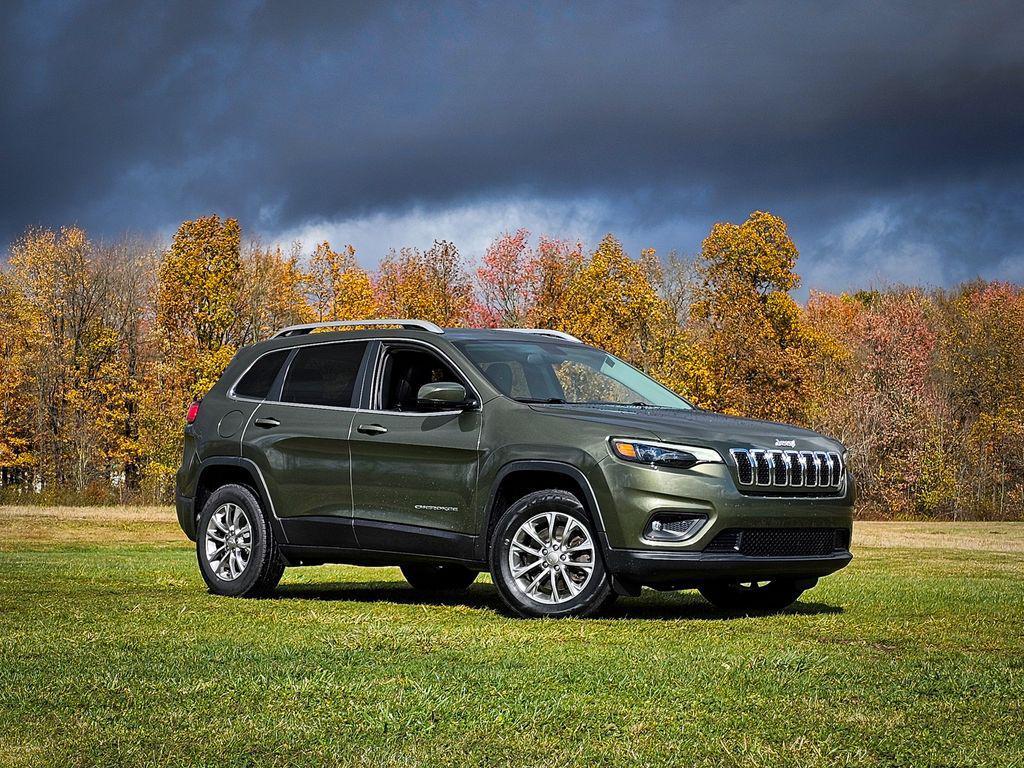 used 2019 Jeep Cherokee car, priced at $13,900