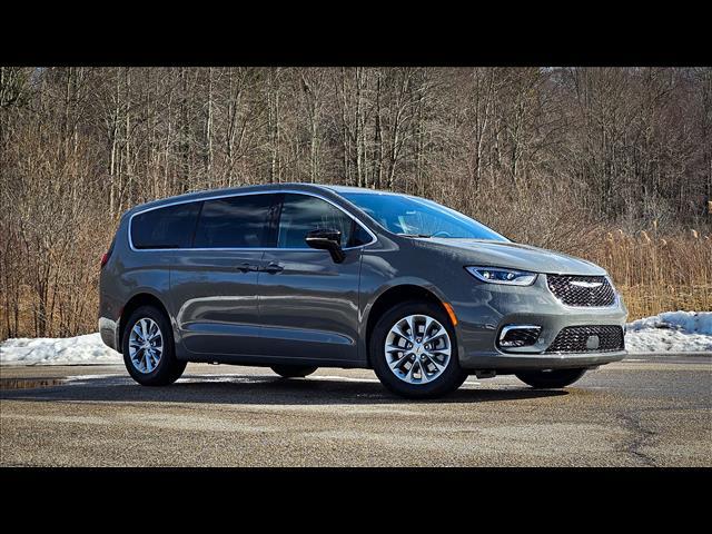 new 2025 Chrysler Pacifica car, priced at $42,871