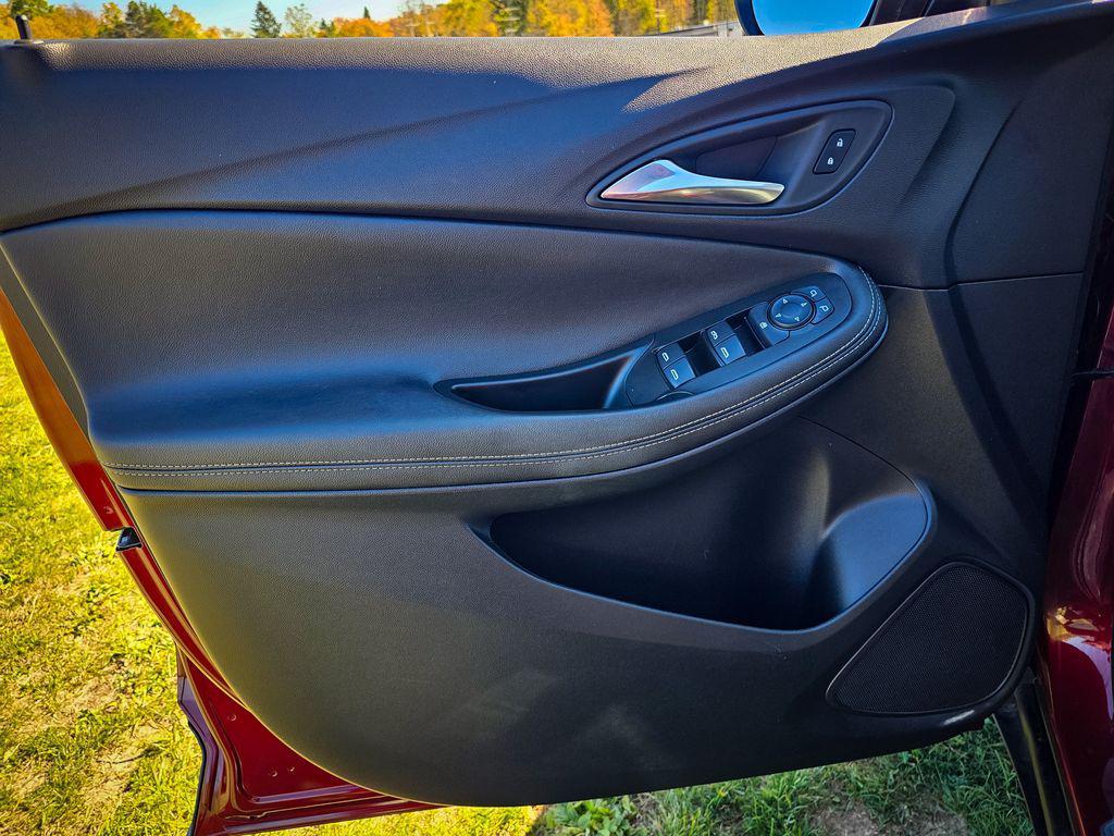 used 2023 Buick Encore GX car, priced at $20,900