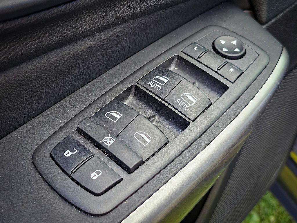 used 2021 Jeep Cherokee car, priced at $21,900