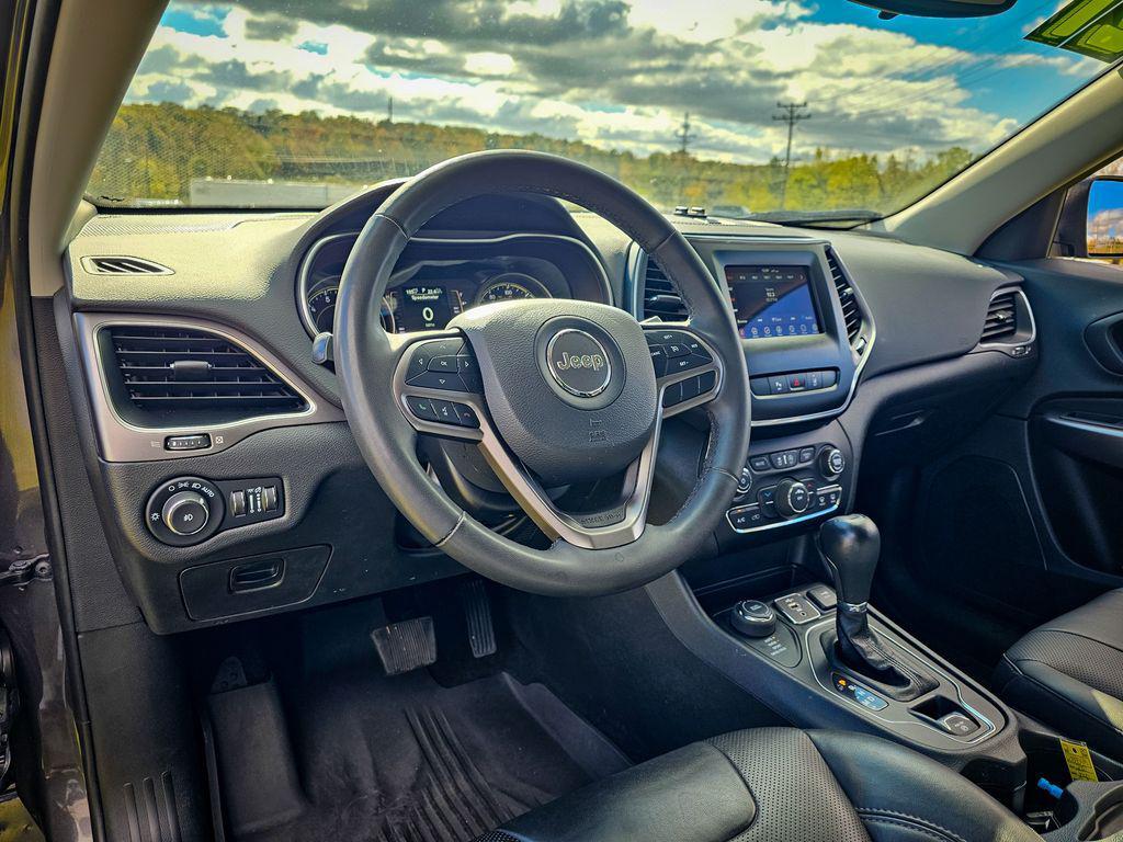 used 2021 Jeep Cherokee car, priced at $21,900