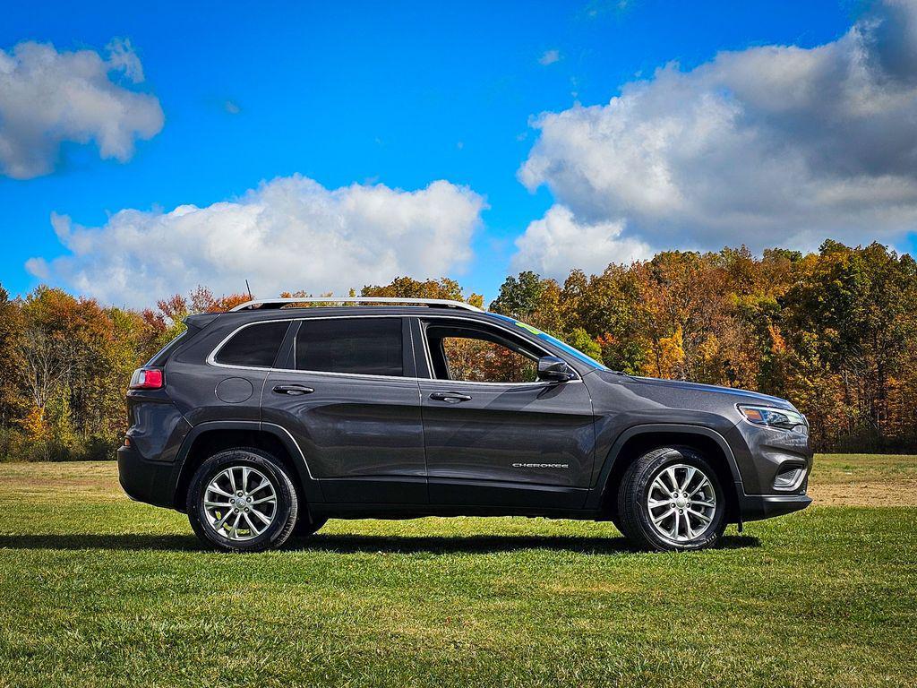 used 2021 Jeep Cherokee car, priced at $21,900