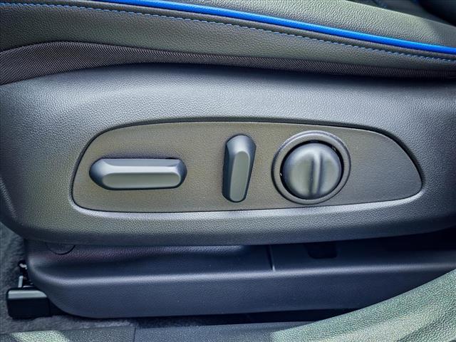 new 2025 Buick Envista car, priced at $30,070
