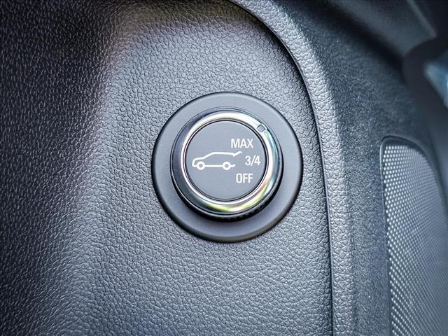 new 2025 Buick Envista car, priced at $30,070