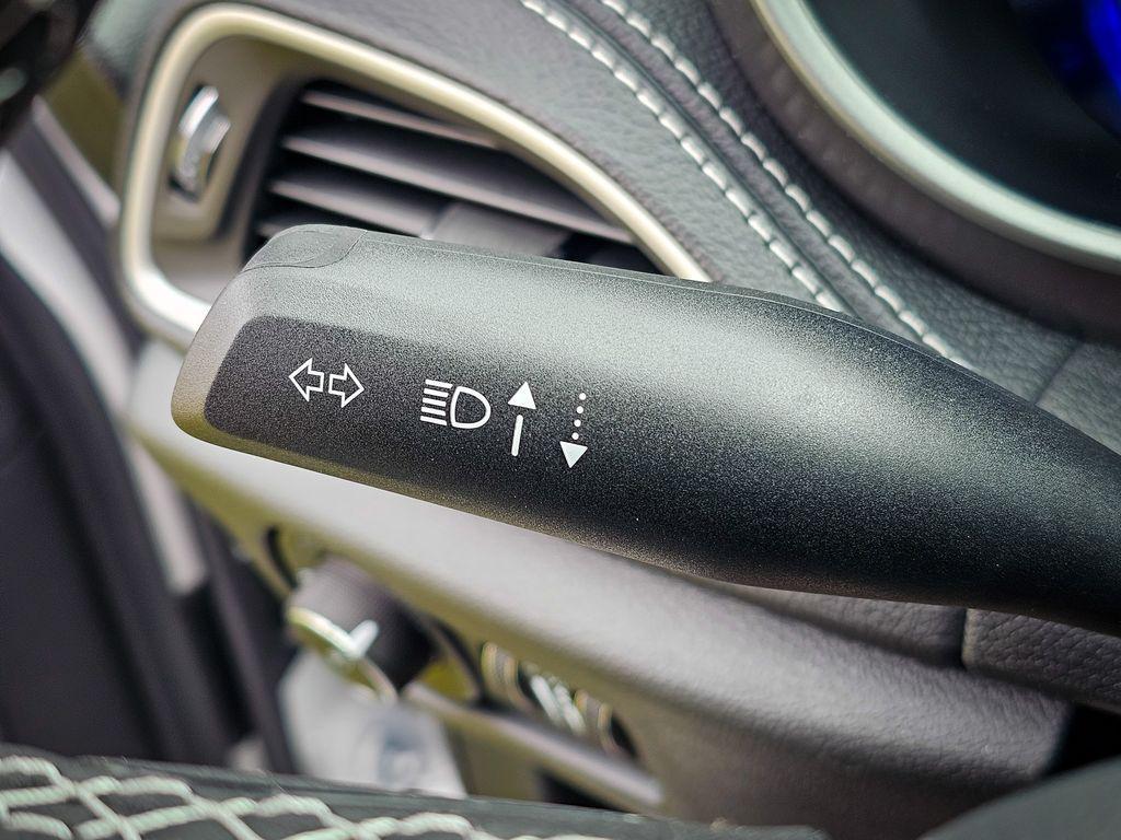 new 2026 Chrysler Pacifica car, priced at $43,615