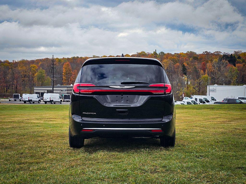 new 2026 Chrysler Pacifica car, priced at $43,615