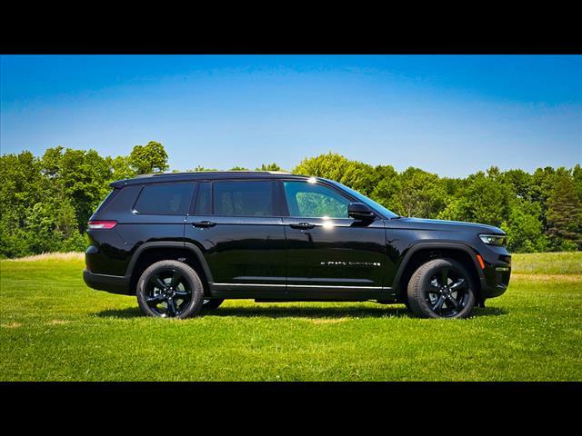 new 2025 Jeep Grand Cherokee L car, priced at $49,900