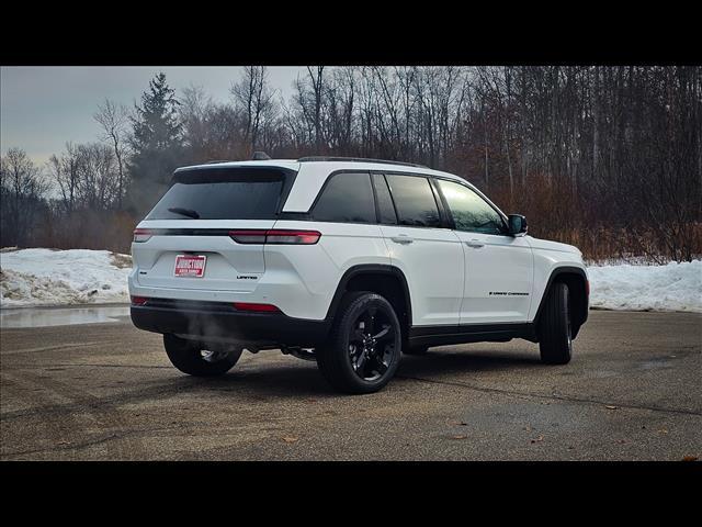 new 2025 Jeep Grand Cherokee car, priced at $46,746