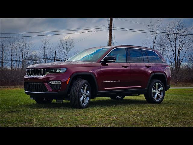 new 2025 Jeep Grand Cherokee car, priced at $48,455