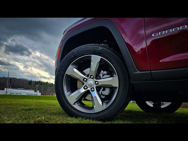 new 2025 Jeep Grand Cherokee car, priced at $48,455