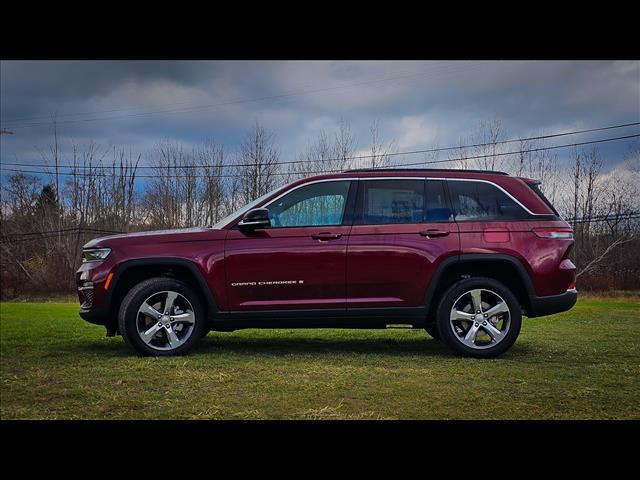 new 2025 Jeep Grand Cherokee car, priced at $45,486