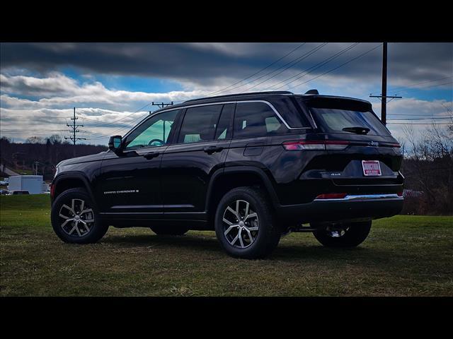 new 2025 Jeep Grand Cherokee car, priced at $45,830