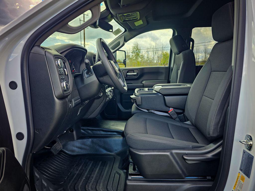 new 2026 GMC Sierra 3500 car, priced at $58,185