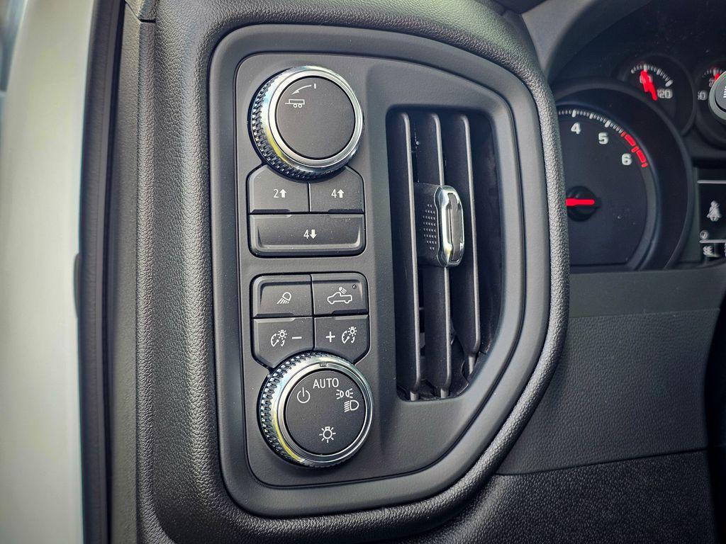 new 2026 GMC Sierra 3500 car, priced at $58,185