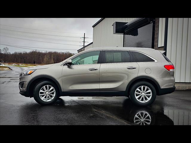 used 2018 Kia Sorento car, priced at $14,900